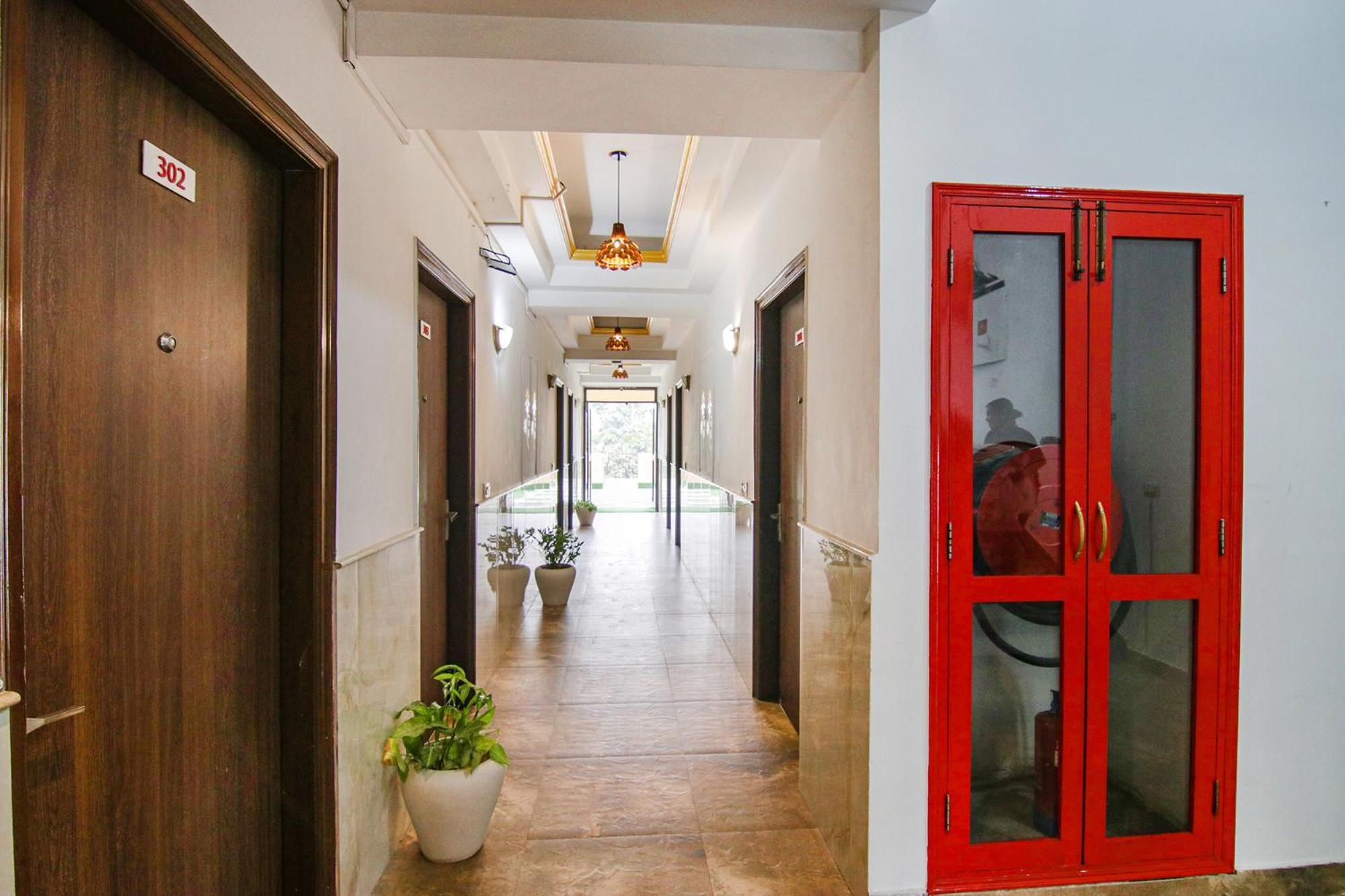 Fabhotel Prime The Rivlet Mg Road Gurgaon Dış mekan fotoğraf