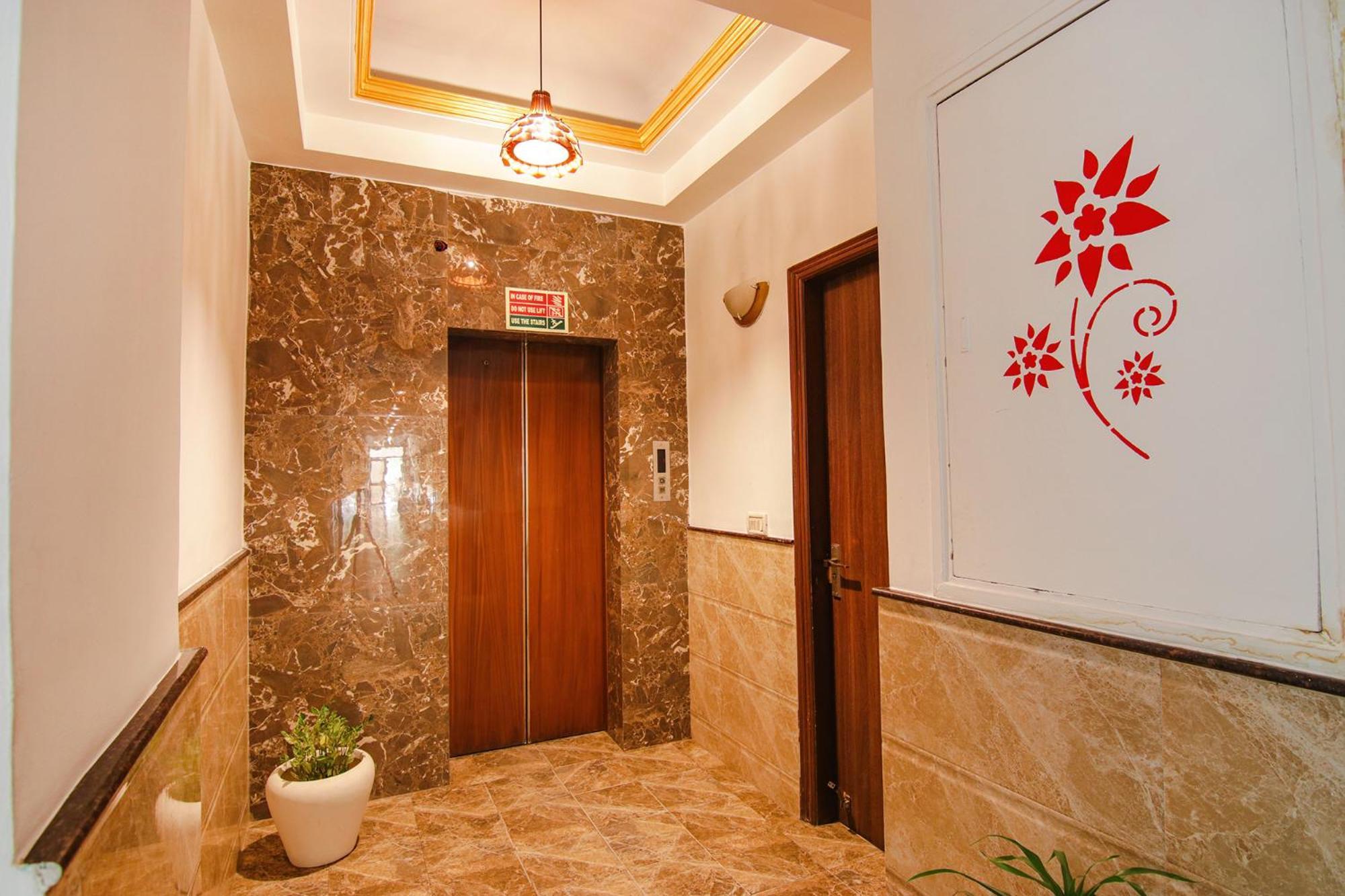 Fabhotel Prime The Rivlet Mg Road Gurgaon Dış mekan fotoğraf